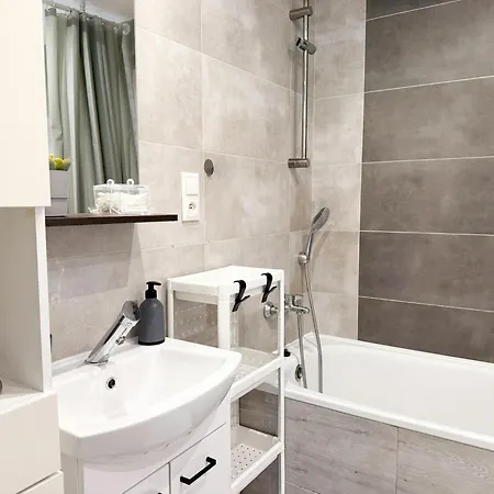 Apartament Pod Książem By Libertarent Wałbrzych